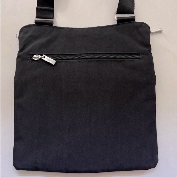 Baggallini Small Crossbody Bag Travel Organizer Black purse Vacation minimalist - Picture 2 of 10